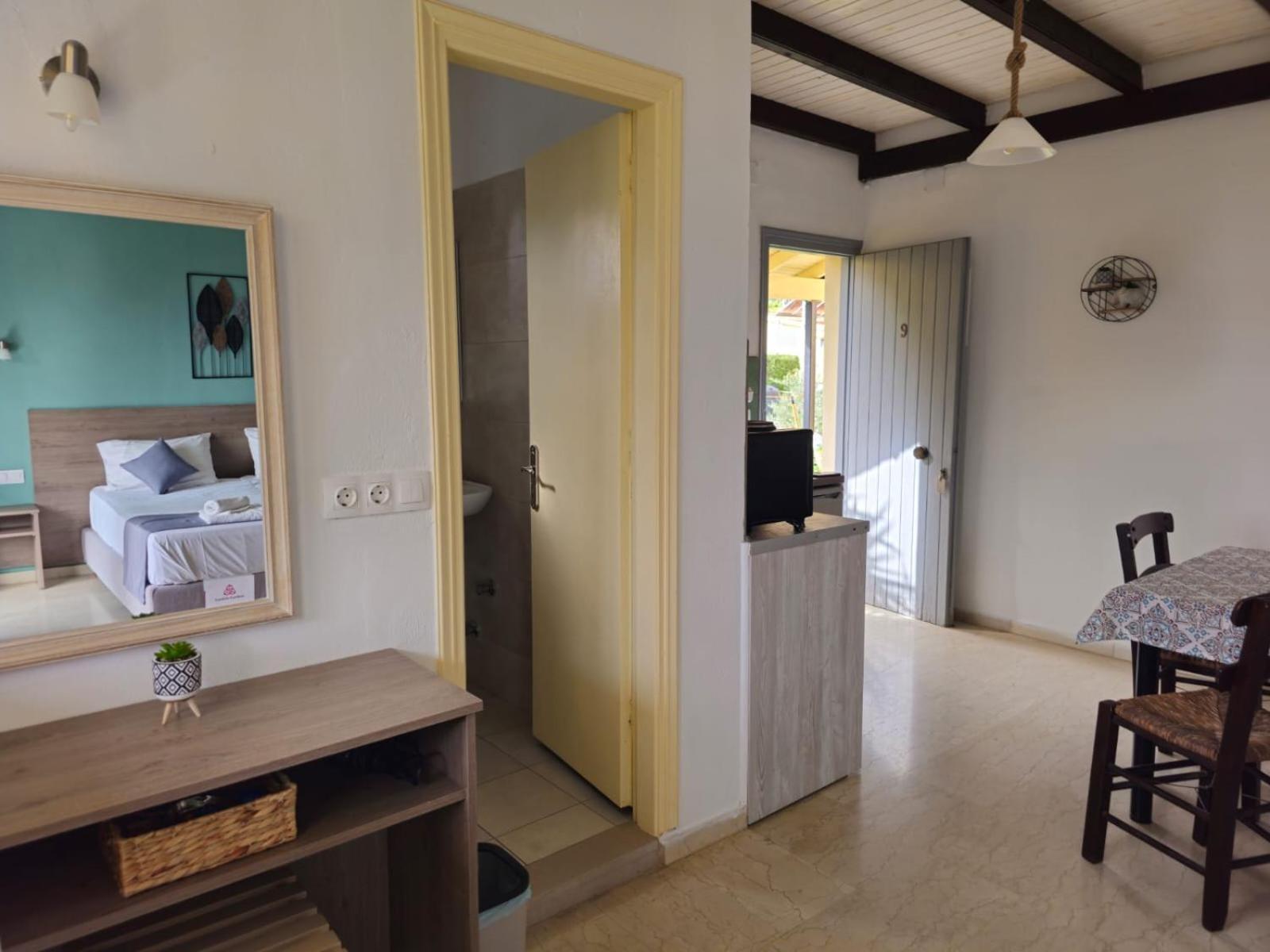 Ferienwohnung Gardelis Gardens Benitses  Zimmer foto