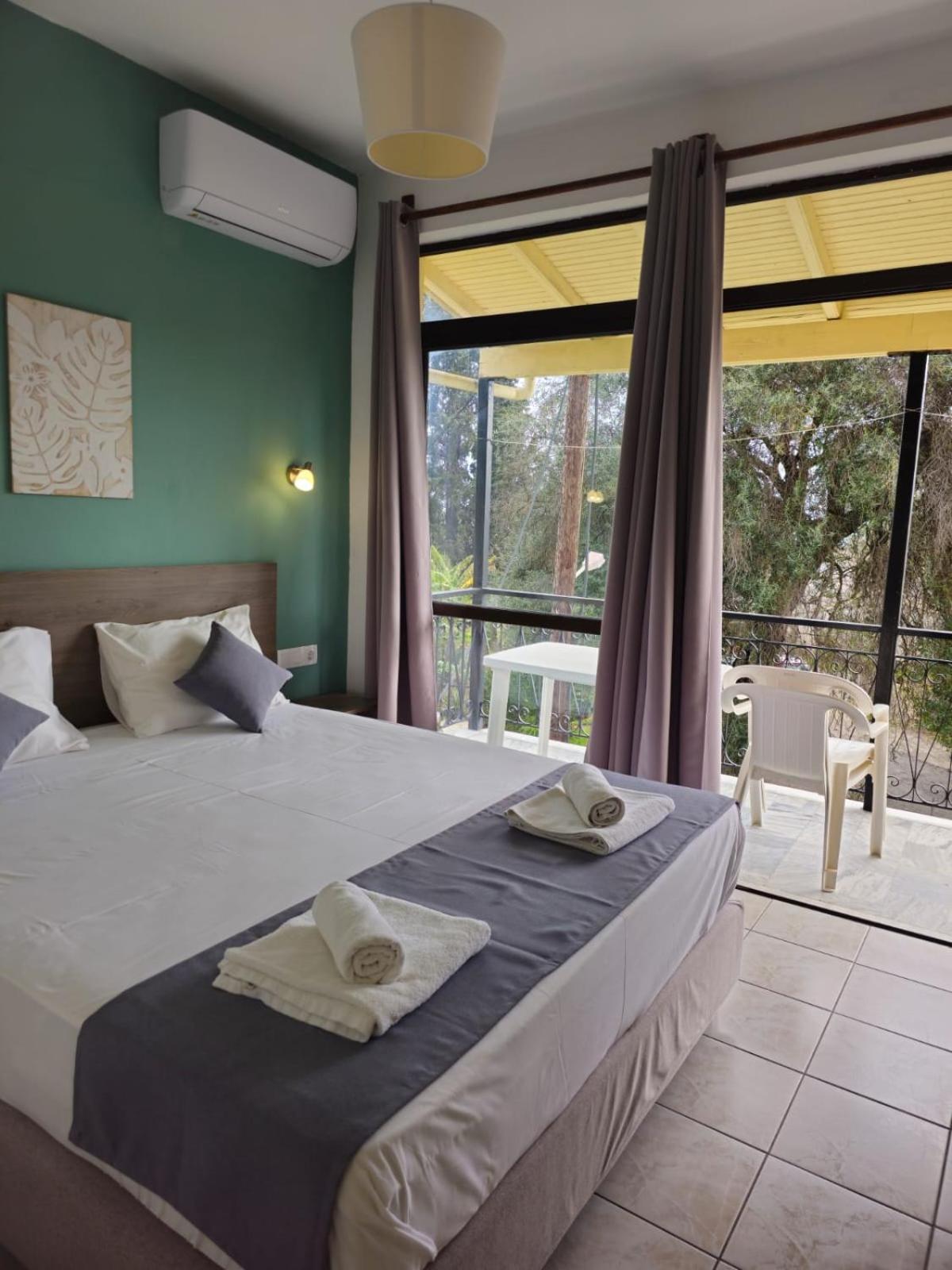 Ferienwohnung Gardelis Gardens Benitses  Zimmer foto