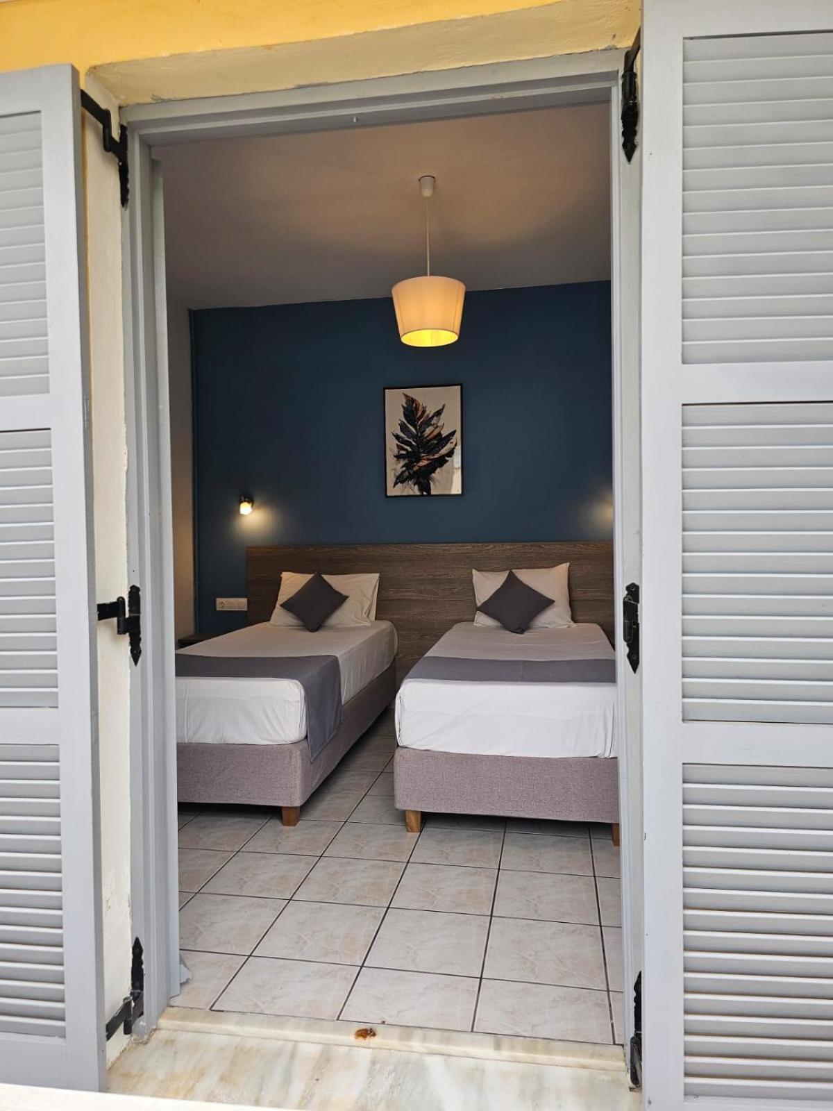 Ferienwohnung Gardelis Gardens Benitses  Zimmer foto