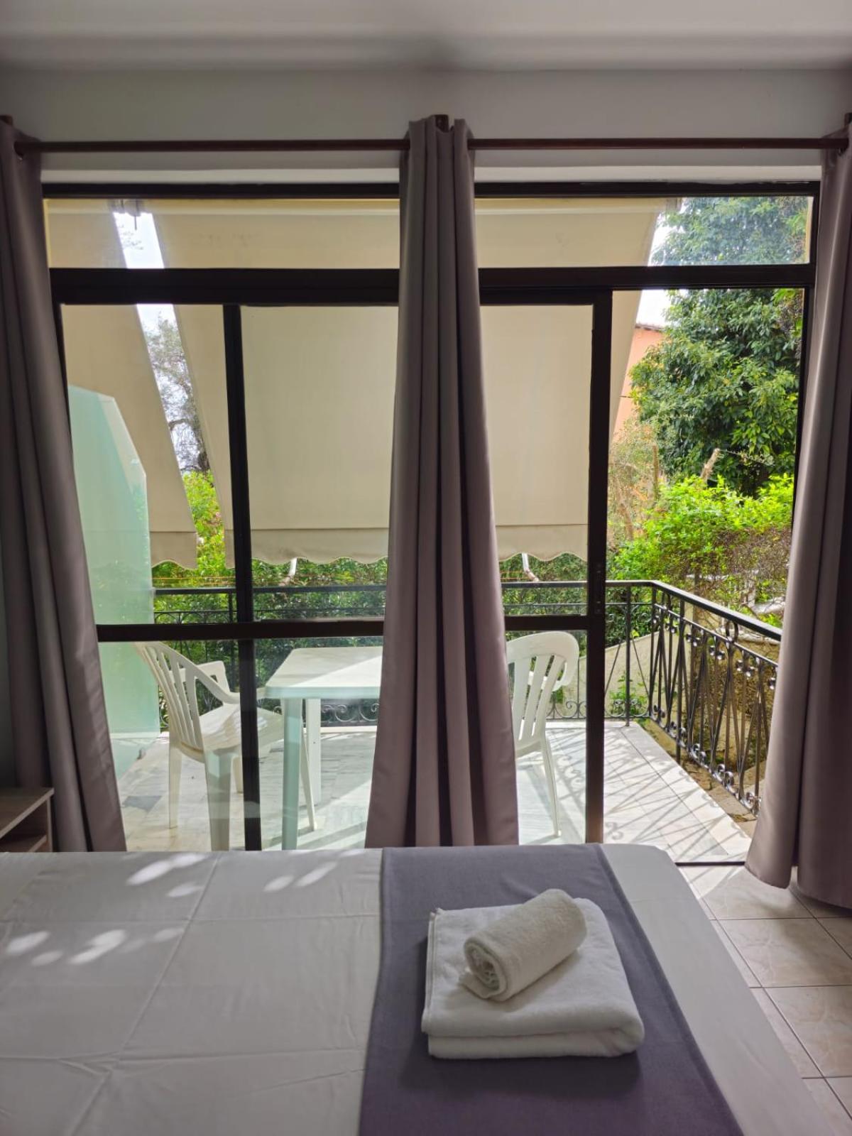 Ferienwohnung Gardelis Gardens Benitses  Zimmer foto